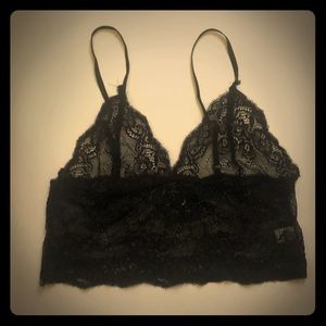 🥵Adjustable lace crop top/bralette! See through!